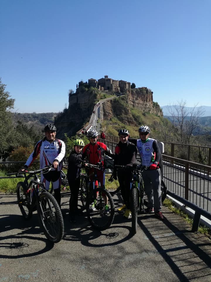 escursioni bicicletta civita di bagnoregio